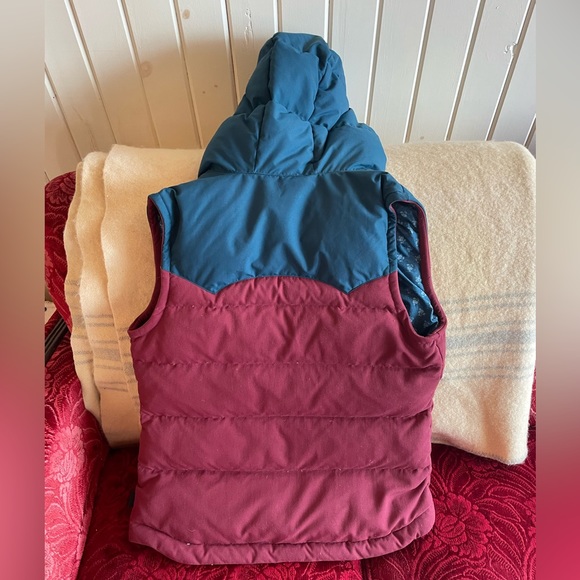 Patagonia Bivy Vest - red + blue, women’s size small - Picture 2 of 3